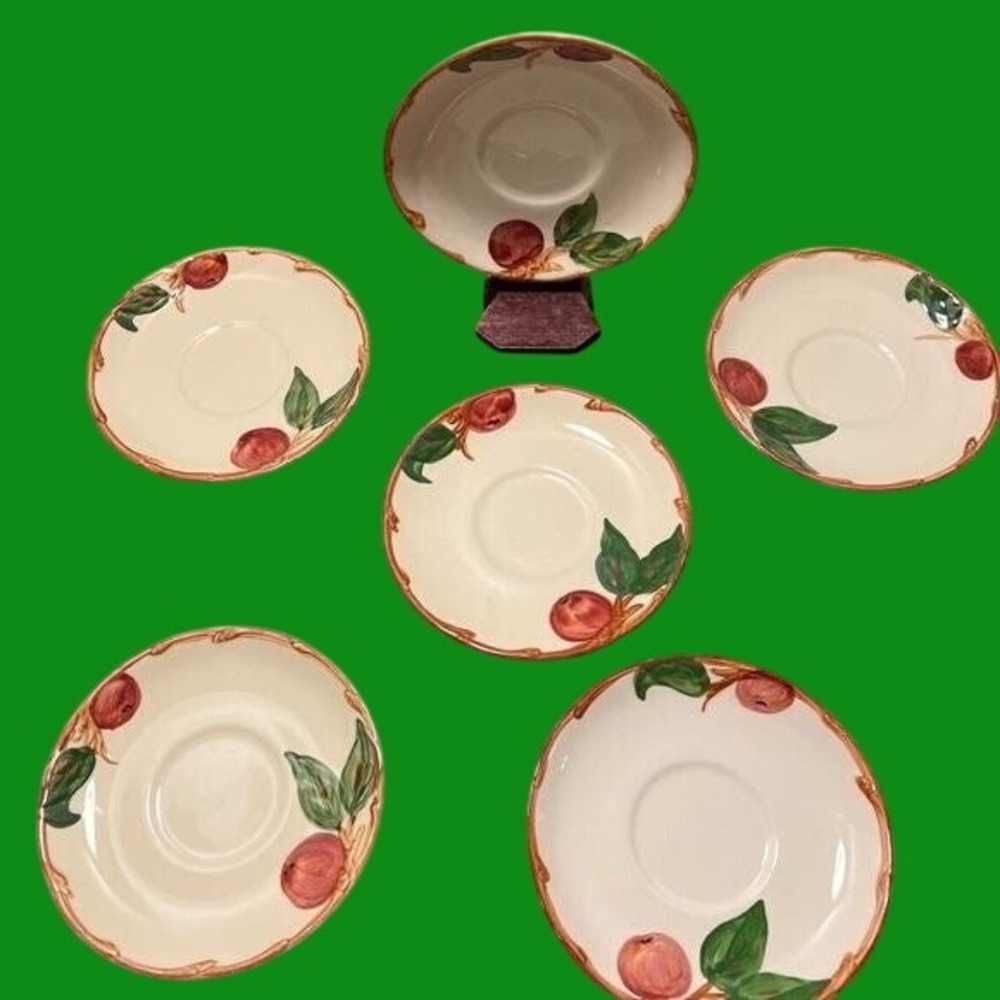 6 Franciscan apple pattern vintage saucers